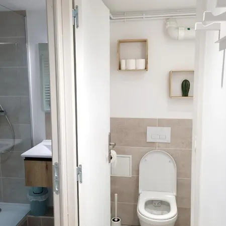 Aux Eucalyptus La 아파트